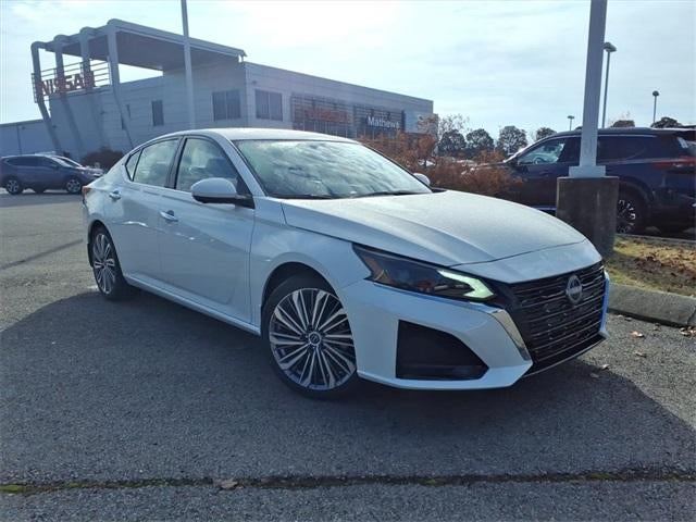 2025 Nissan Altima SL