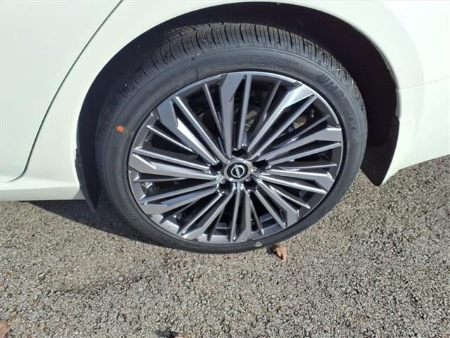 2025 Nissan Altima SL