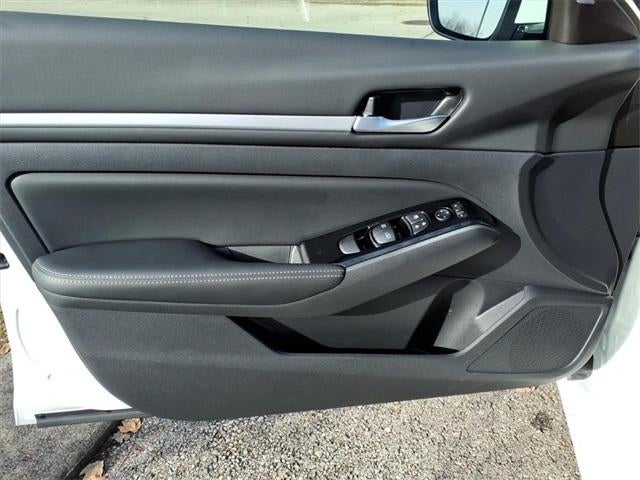 2025 Nissan Altima SL