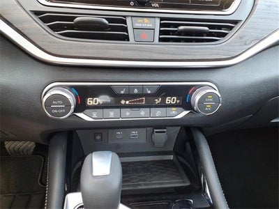 2025 Nissan Altima SL