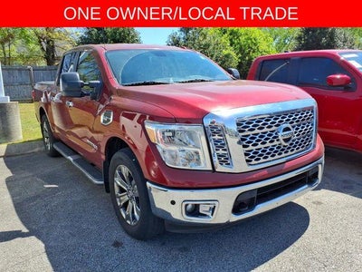 2017 Nissan Titan 4x4 Crew Cab SV
