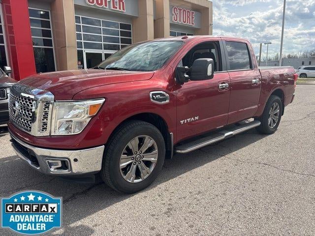 2017 Nissan Titan 4x4 Crew Cab SV