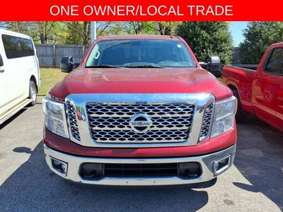 2017 Nissan Titan 4x4 Crew Cab SV