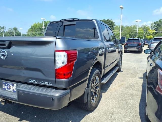 2019 Nissan Titan 4x4 Crew Cab SV