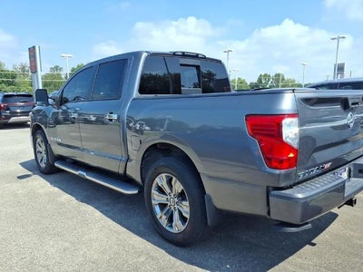 2019 Nissan Titan 4x4 Crew Cab SV