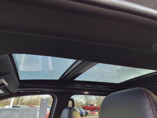 2024 Nissan Titan 4x4 Crew Cab PRO-4X