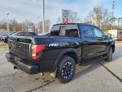 2024 Nissan Titan 4x4 Crew Cab PRO-4X