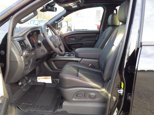 2024 Nissan Titan 4x4 Crew Cab PRO-4X