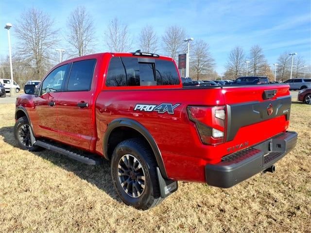 2024 Nissan TITAN Crew Cab PRO-4X®