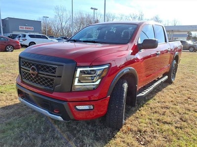2024 Nissan TITAN Crew Cab PRO-4X®