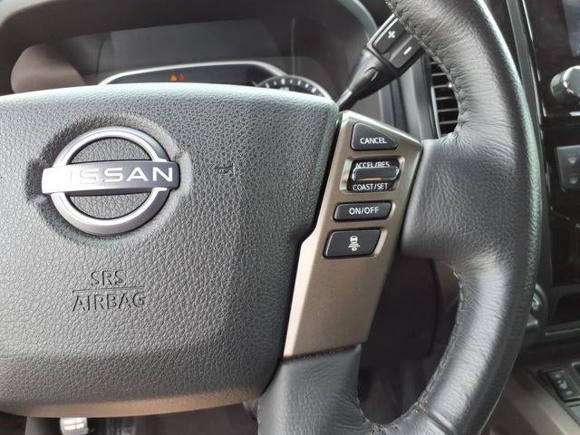 2024 Nissan TITAN Crew Cab SV