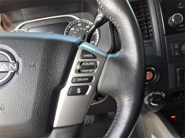 2024 Nissan TITAN Crew Cab SV