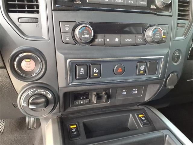 2024 Nissan TITAN Crew Cab SV