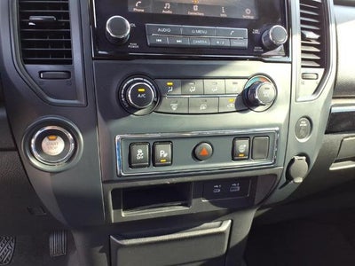 2022 Nissan Titan 4x2 Crew Cab SV