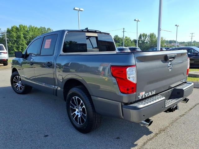 2022 Nissan Titan 4x2 Crew Cab SV