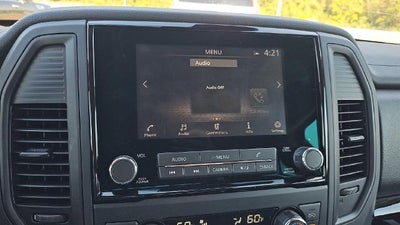 2024 Nissan TITAN Crew Cab SV