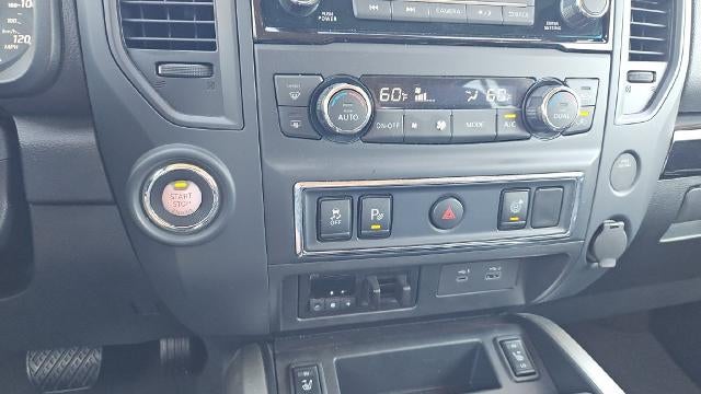 2024 Nissan TITAN Crew Cab SV