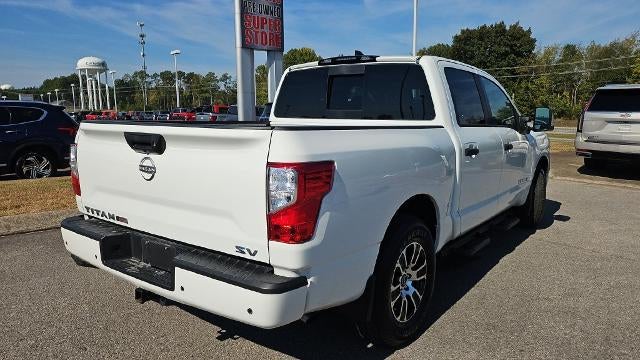 2024 Nissan TITAN Crew Cab SV