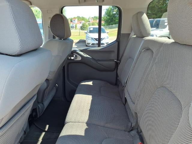 2005 Nissan Frontier 2WD SE