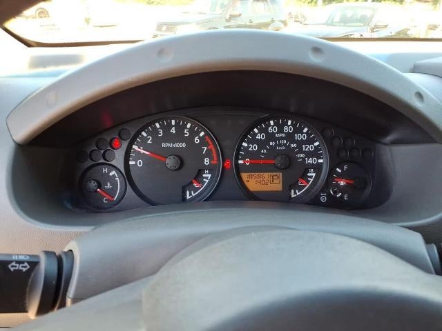 2005 Nissan Frontier 2WD SE