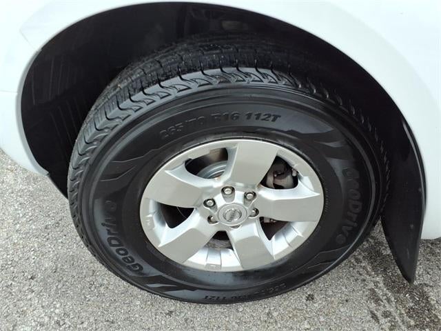 2012 Nissan Frontier 2WD Crew Cab SWB Manual SV