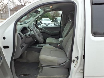 2012 Nissan Frontier 2WD Crew Cab SWB Manual SV