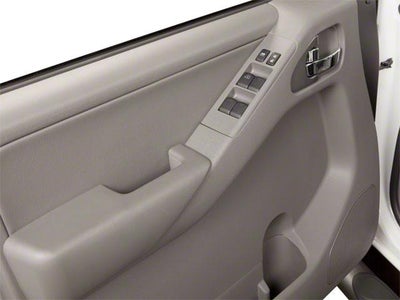 2012 Nissan Frontier 2WD Crew Cab SWB Manual SV