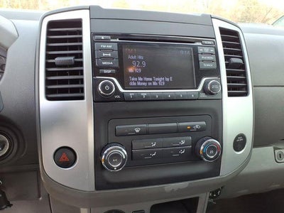 2017 Nissan Frontier Crew Cab 4x2 SV V6 Auto