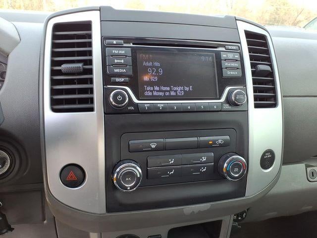 2017 Nissan Frontier Crew Cab 4x2 SV V6 Auto