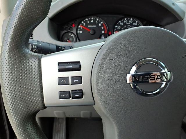 2017 Nissan Frontier Crew Cab 4x2 SV V6 Auto