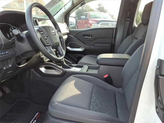 2025 Nissan Frontier King Cab® SV