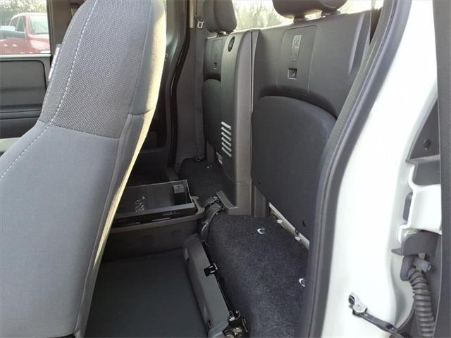 2025 Nissan Frontier King Cab® SV