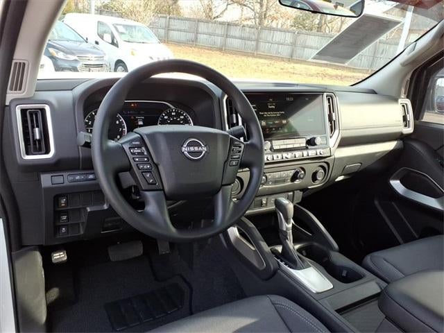 2025 Nissan Frontier King Cab® SV