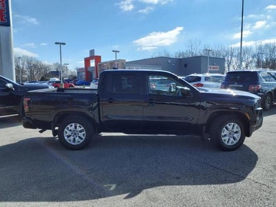 2023 Nissan Frontier Crew Cab 4x2 SV Auto