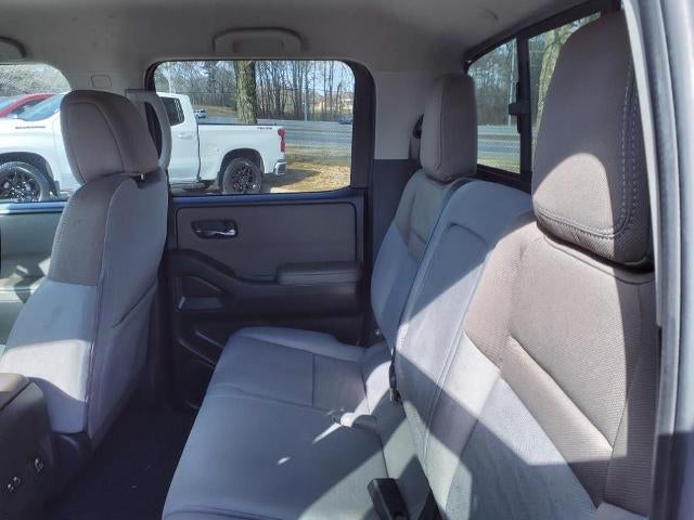 2023 Nissan Frontier Crew Cab 4x2 SV Auto