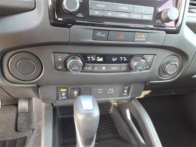 2024 Nissan Frontier Crew Cab SL