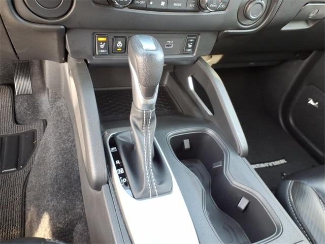 2024 Nissan Frontier Crew Cab SL