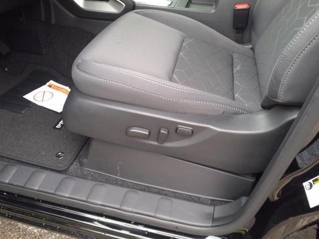 2025 Nissan Frontier Crew Cab SV