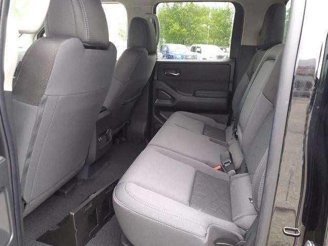 2025 Nissan Frontier Crew Cab SV