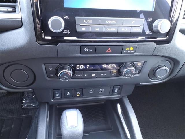 2024 Nissan Frontier Crew Cab SV