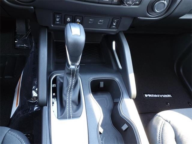 2024 Nissan Frontier Crew Cab SV