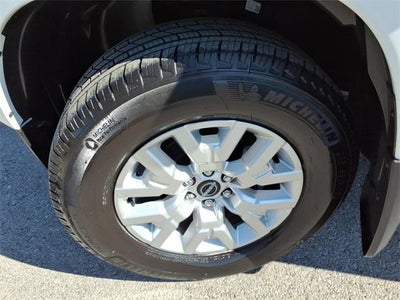 2024 Nissan Frontier Crew Cab SV