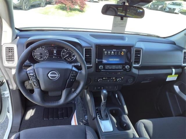 2024 Nissan Frontier Crew Cab SV