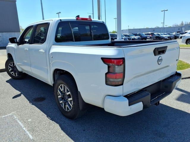 2024 Nissan Frontier Crew Cab SL