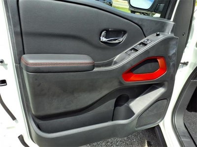 2025 Nissan Frontier Crew Cab PRO-4X®