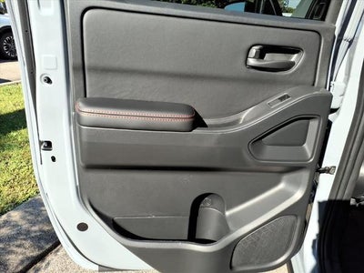 2026 Nissan Frontier Crew Cab 4x4 PRO-4X