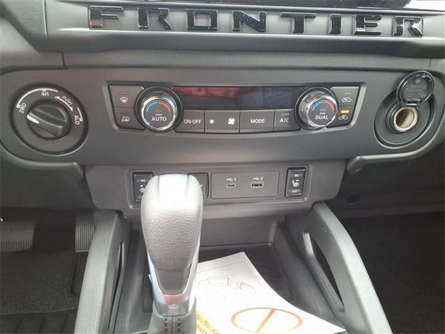 2026 Nissan Frontier Crew Cab SV