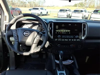 2026 Nissan Frontier Crew Cab SV