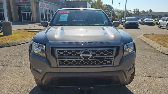 2023 Nissan Frontier Crew Cab SV