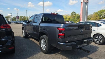 2023 Nissan Frontier Crew Cab 4x4 SV Auto
